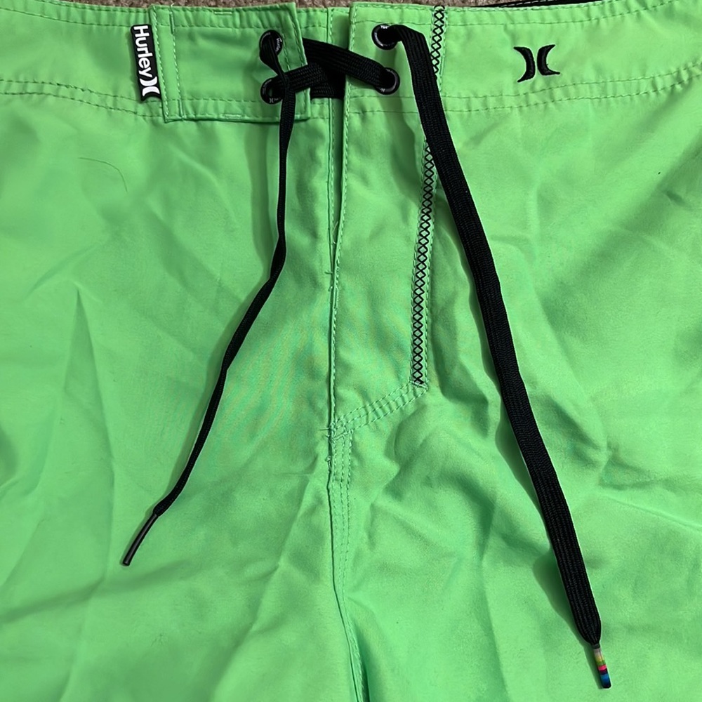 Hurley Green Board shorts 32 MB04OA3 - Picture 2 of 9